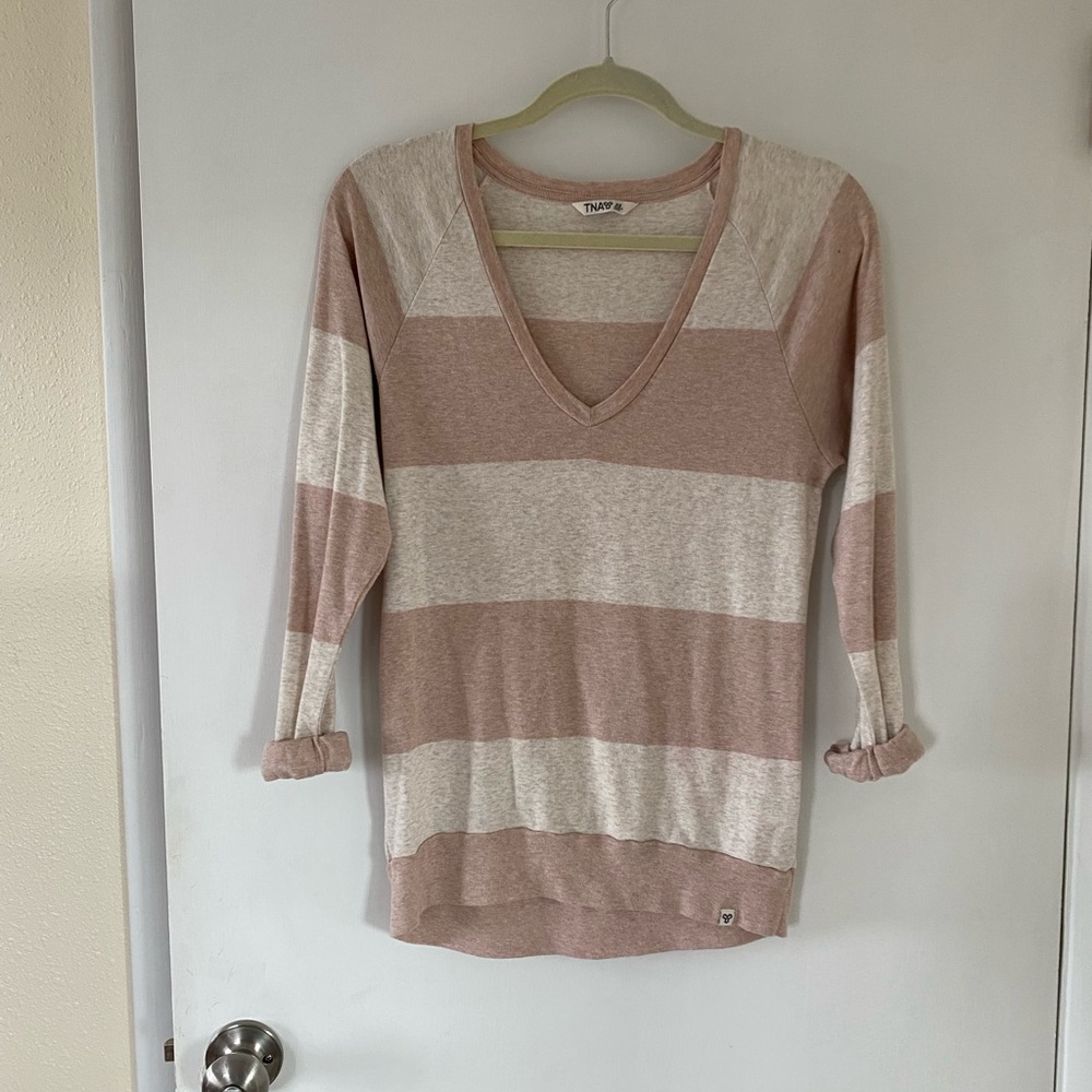 TNA Aritzia Soft Stripe V-Neck Top in Light Pink and Oatmeal. Size XS